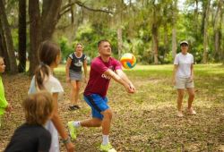 Семейный кемпинг на природе с палатками (Прошедшие)